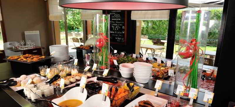 กีริยาด ดิเร็ค น็องซี ซุด คริส โฮเทล Hotel Essey-les-Nancy ภายนอก รูปภาพ